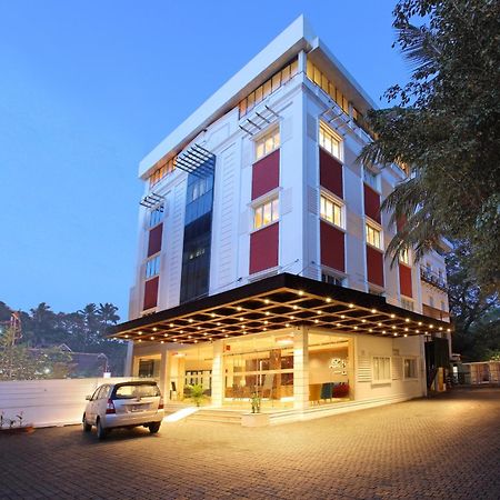 Hotel National Park Residency Kottayam Ettumanoor Esterno foto