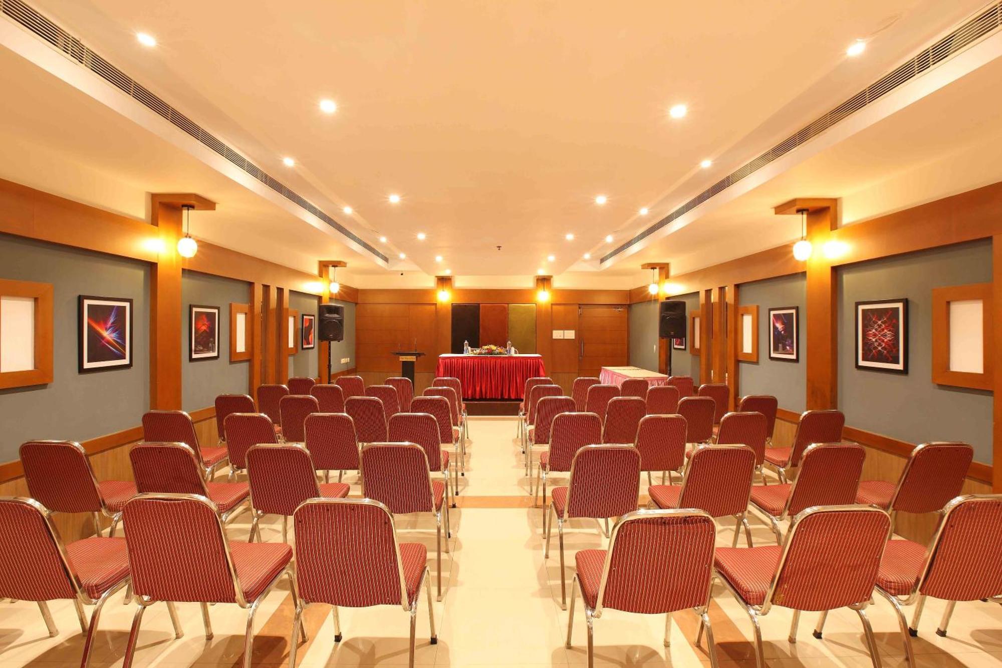 Hotel National Park Residency Kottayam Ettumanoor Esterno foto